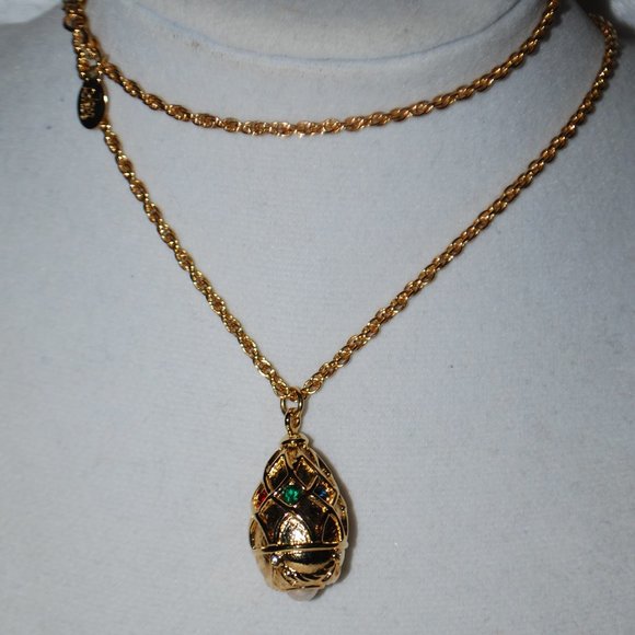 Joan Rivers Jewelry Joan Rivers Collectible Egg Necklace Poshmark
